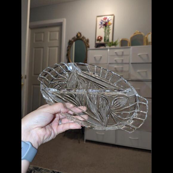 Vintage Crystal Serving Platter-Heavy! - Picture 9 of 9